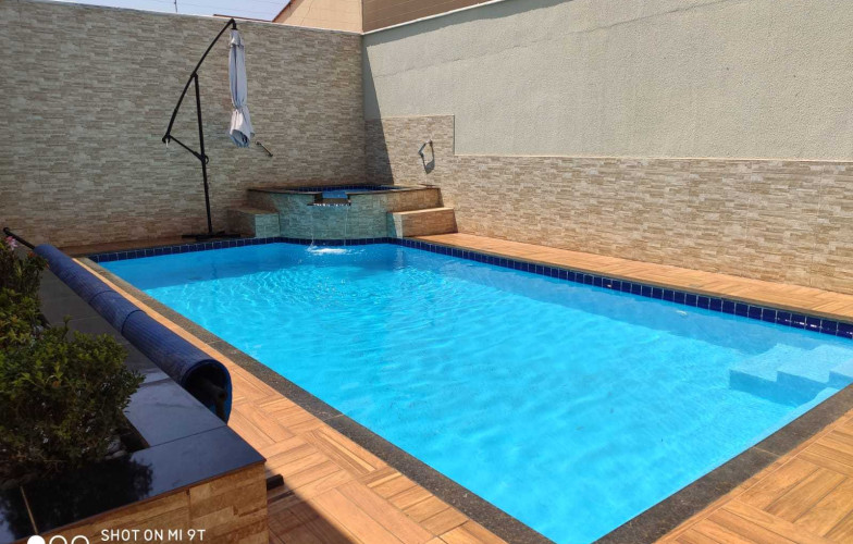 VENDIDA... Casa de Alto Padrão, toda na Lage. VENDIDA - 