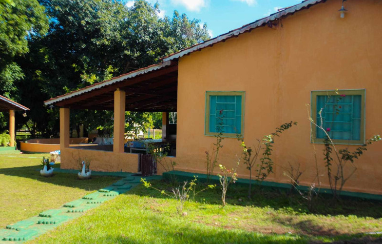 Chácara em Cezarina - 